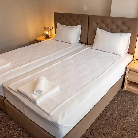 Hotel Tarnovka - Guest *