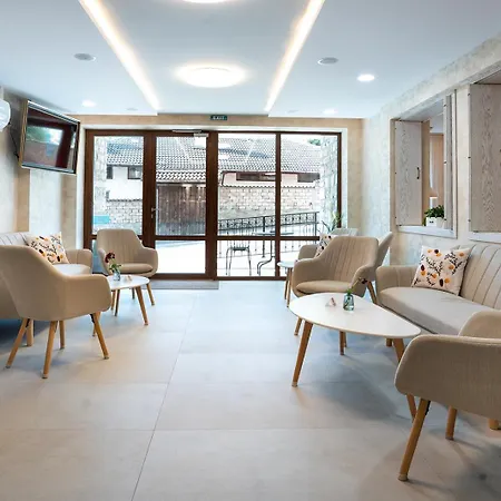 Hotel Tarnovka - Guest *